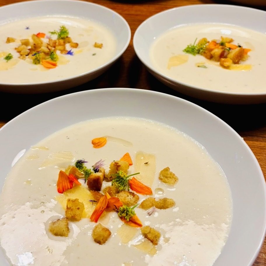 Velouté and croutons